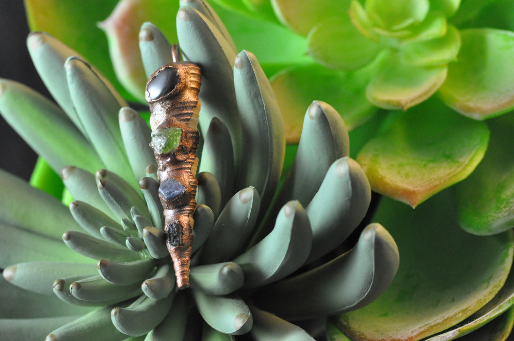 Mega Stone Seashell Pendant